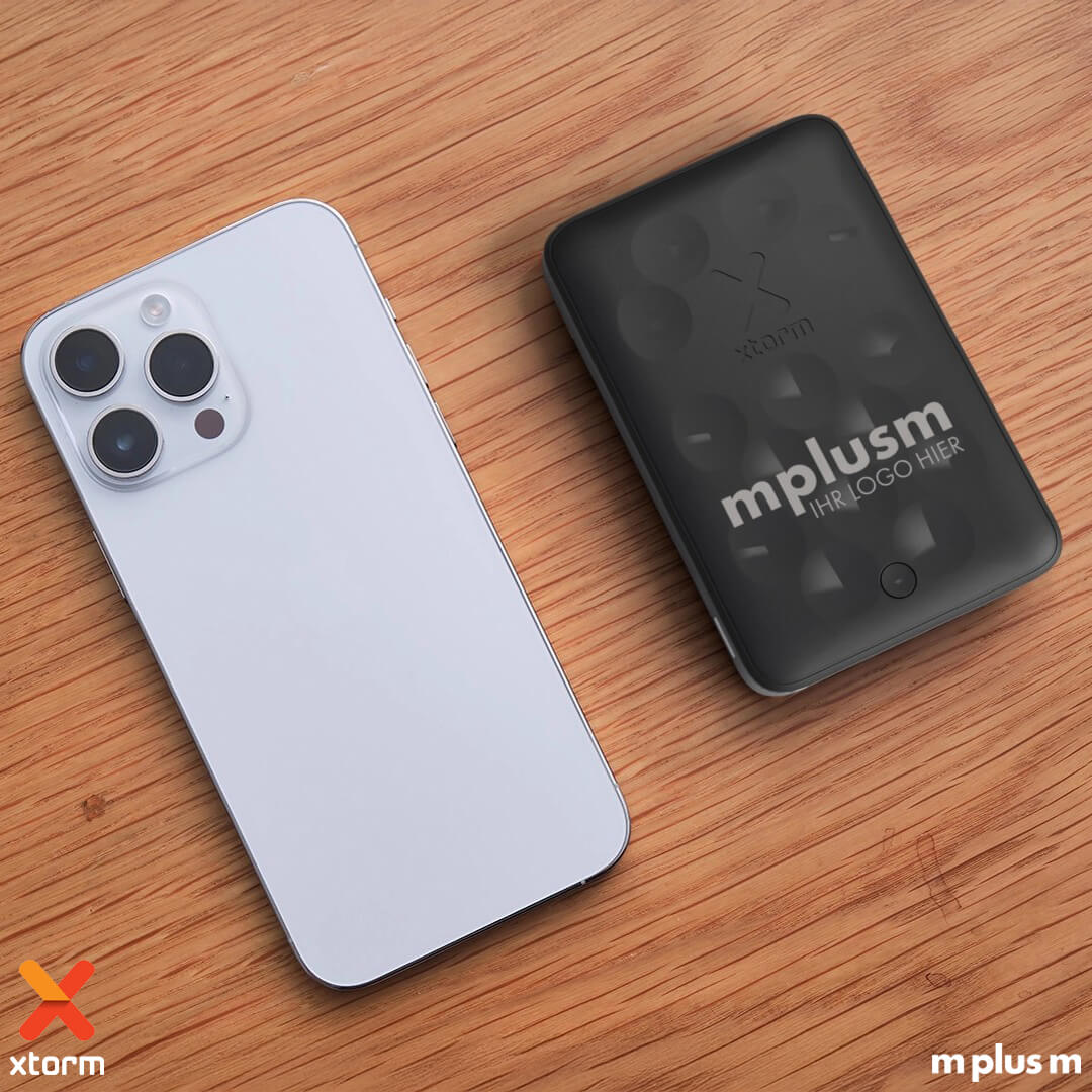 Xtorm 5000 mAh magnetische Powerbank mit USB-C PD und Wireless Charging, ideal als hochwertiges Werbegeschenk mit Logo