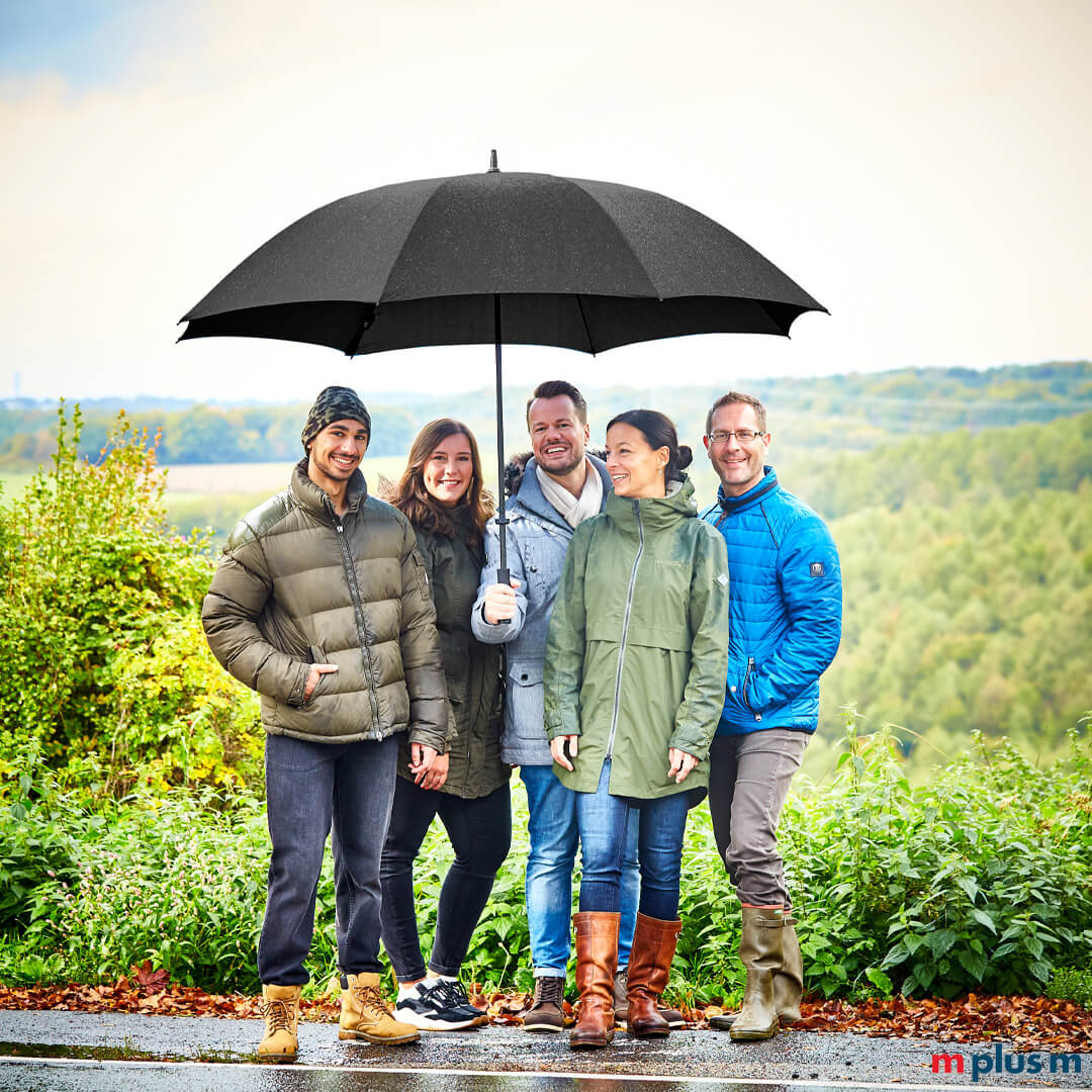 Fare Scotsman Regenschirm für bis zu sieben Personen