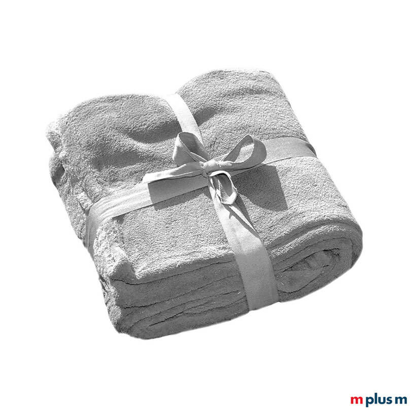 Die warme und weiche Decke 'Flauschi' ist ideal als Tagesdecke oder als Couchdecke. Mit Logo Druck ein tolles Werbegeschenk für Kunden und Mitarbeiter