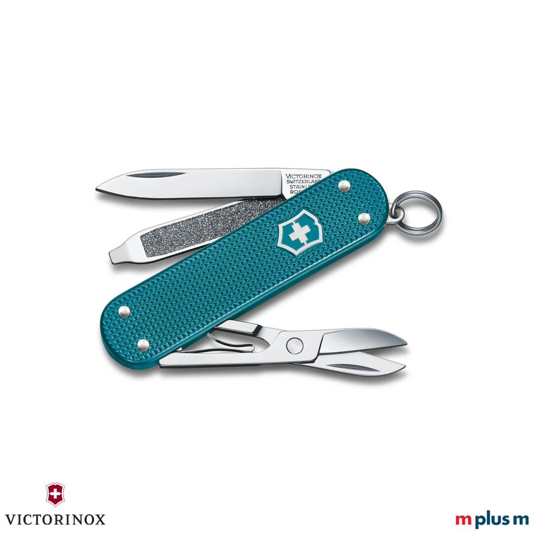 Victorinox Classic SD Alox in Wild Berry Petrol – kompaktes Schweizer Taschenmesser in Petrol als Werbegeschenk
