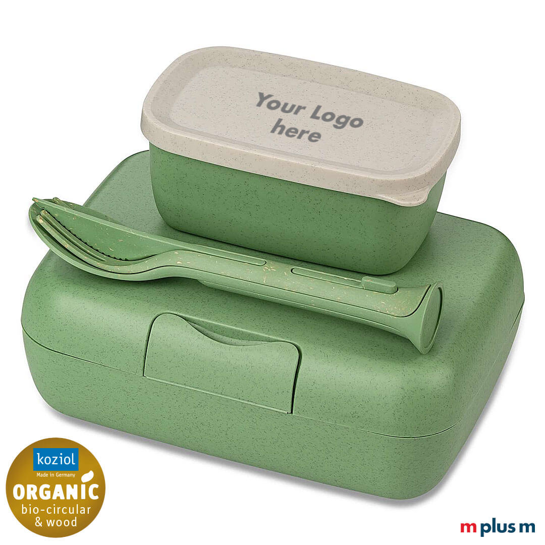 Das 'Candy Ready Bio Circular' Set von Koziol besteht aus 2 Boxen und einem Besteckset. Das Set bietet sich ideal für ein Picknick an