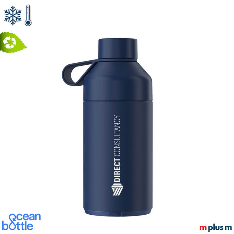 Nachhaltige Trinkflasche in der Farbe Blau mit Beispieldruck zu individuellen Gravierung