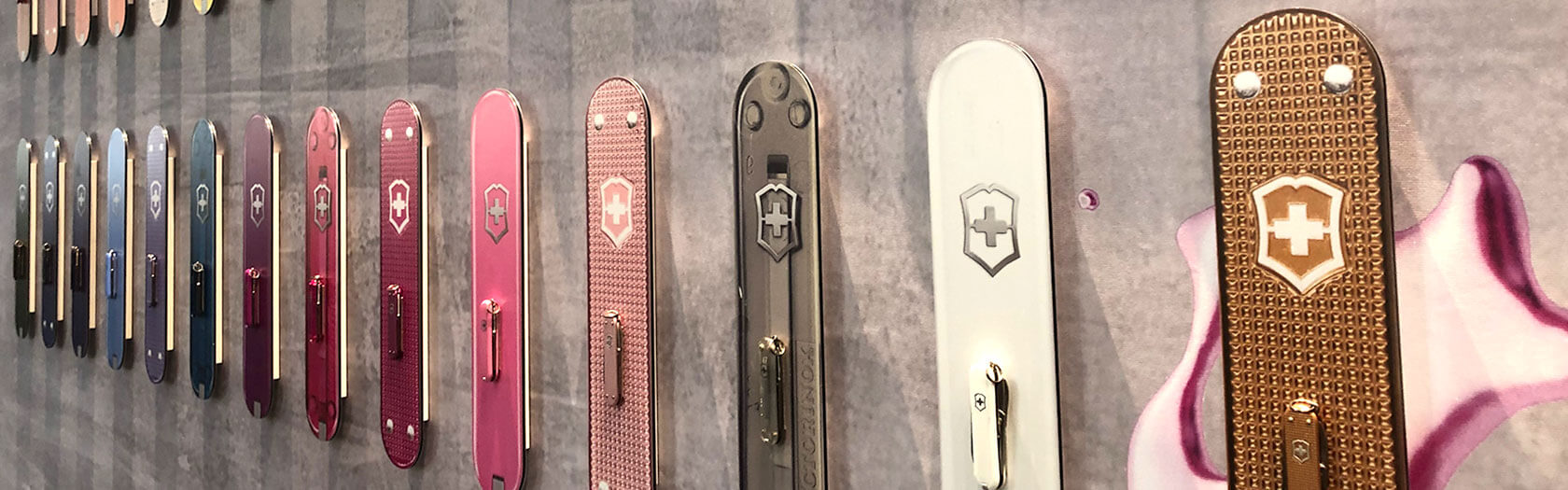 Victorinox Classic SD Alox Messer mit Logo Druck - Banner 