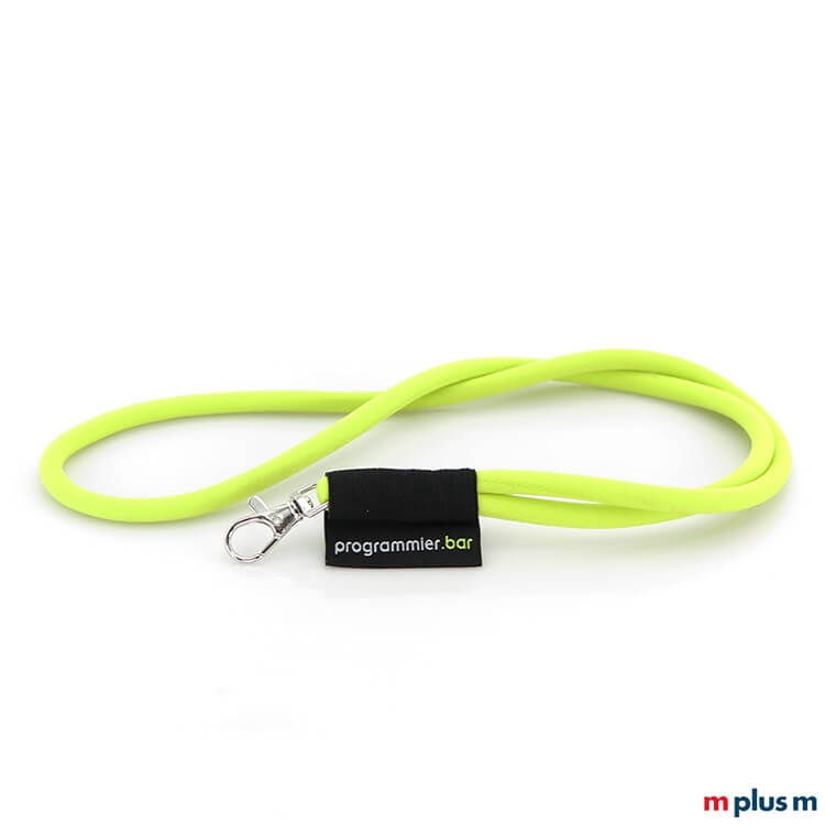 Tube Flag Schlüsselband  in gelber Wunschfarbe nach Pantone, mit eingebtem Logo auf textiletikett und Standard Karabiner