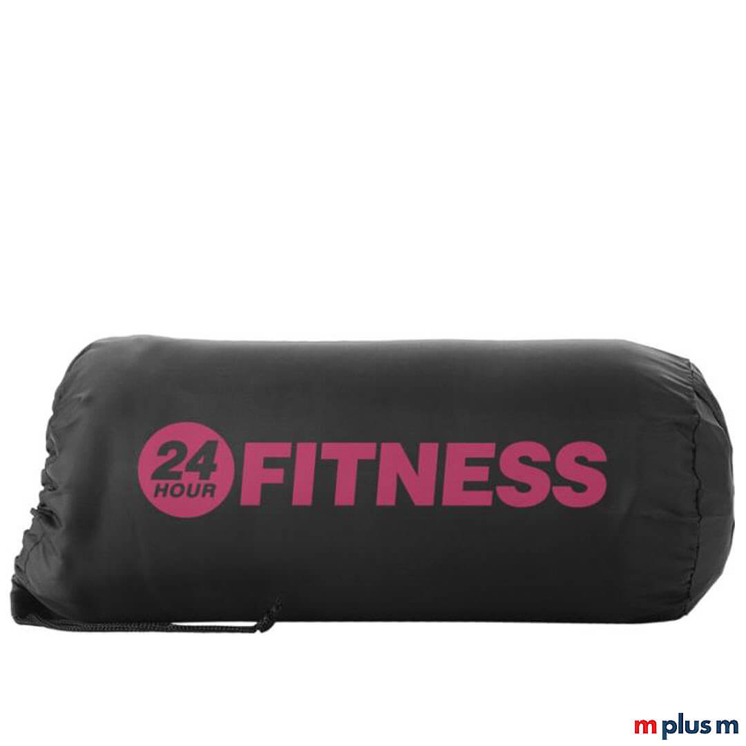 Die einfarbige 'Huggy' Decke besteht aus 100% Polarfleece. Die Decke wird mit einem praktischen Beutel mit Kordelzugverschluss geliefert.