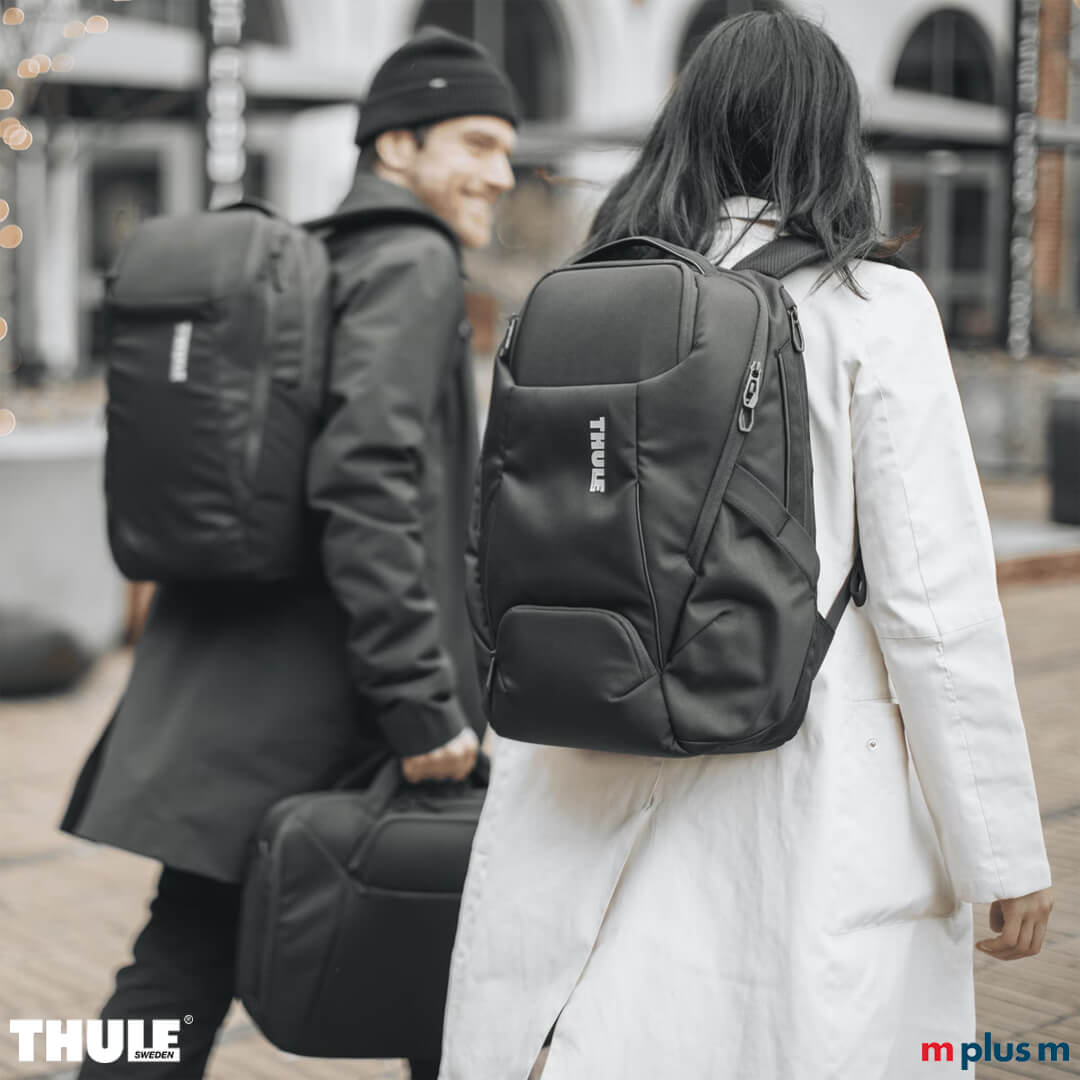 Thule Accent 23 Liter Laptop Rucksack als nachhaltige Mitarbeiteraustattung für Reisen und im Alltag