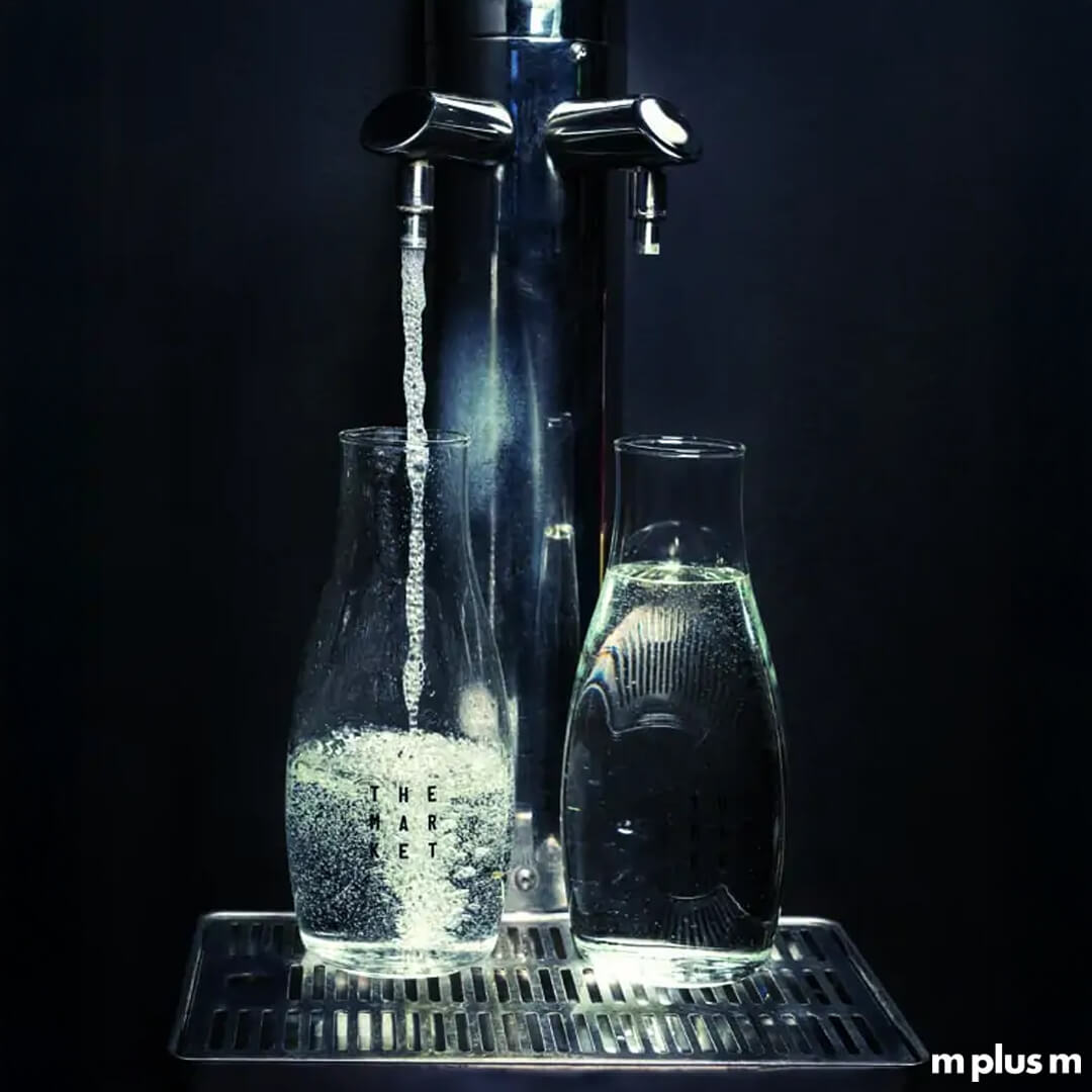 Retap Karaffe fürs Büro, Gastro, Hotel - nachhaltig wiederverwendbar mit Logo bedrucken