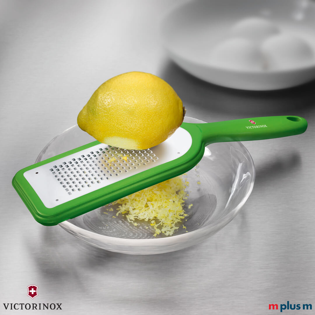 Fein Küchenreibe aus der Schweiz in Farbe grün