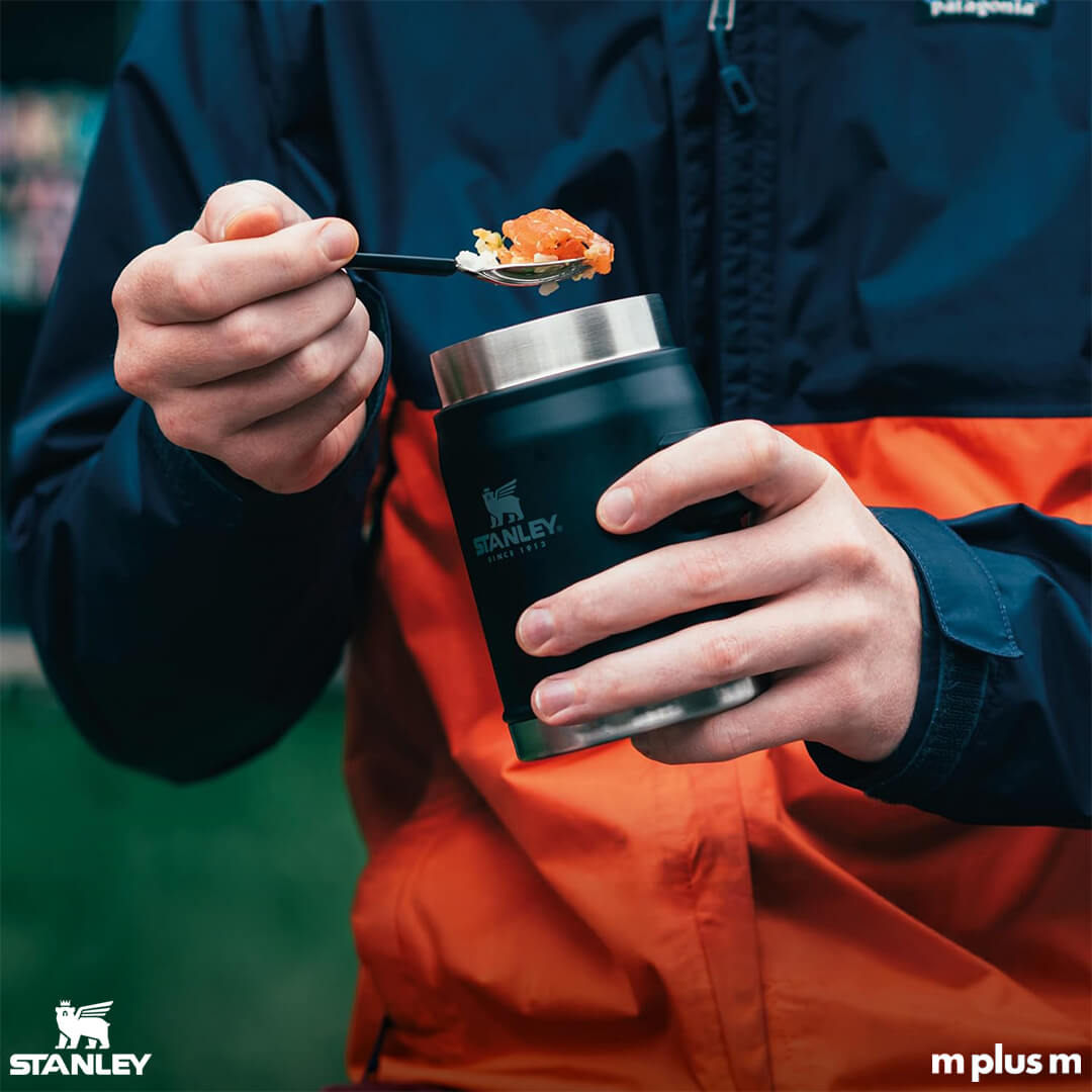Robuster Stanley Thermobehälter mit Göffel – ideal für individuelle Werbeanbringung
